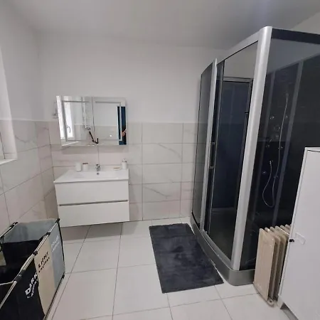 Apartament Parenthese Romantique Au Bord De Seine *
