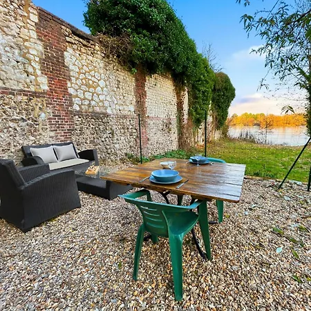 Apartment Parenthese Romantique Au Bord De Seine