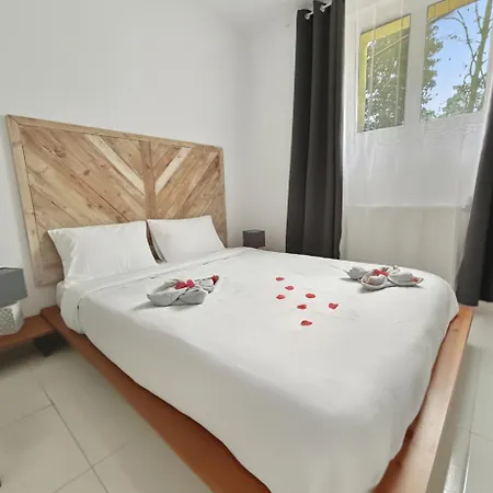 Apartament Parenthese Romantique Au Bord De Seine Elbeuf